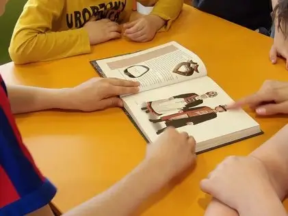 Z biblioteki w Polskę